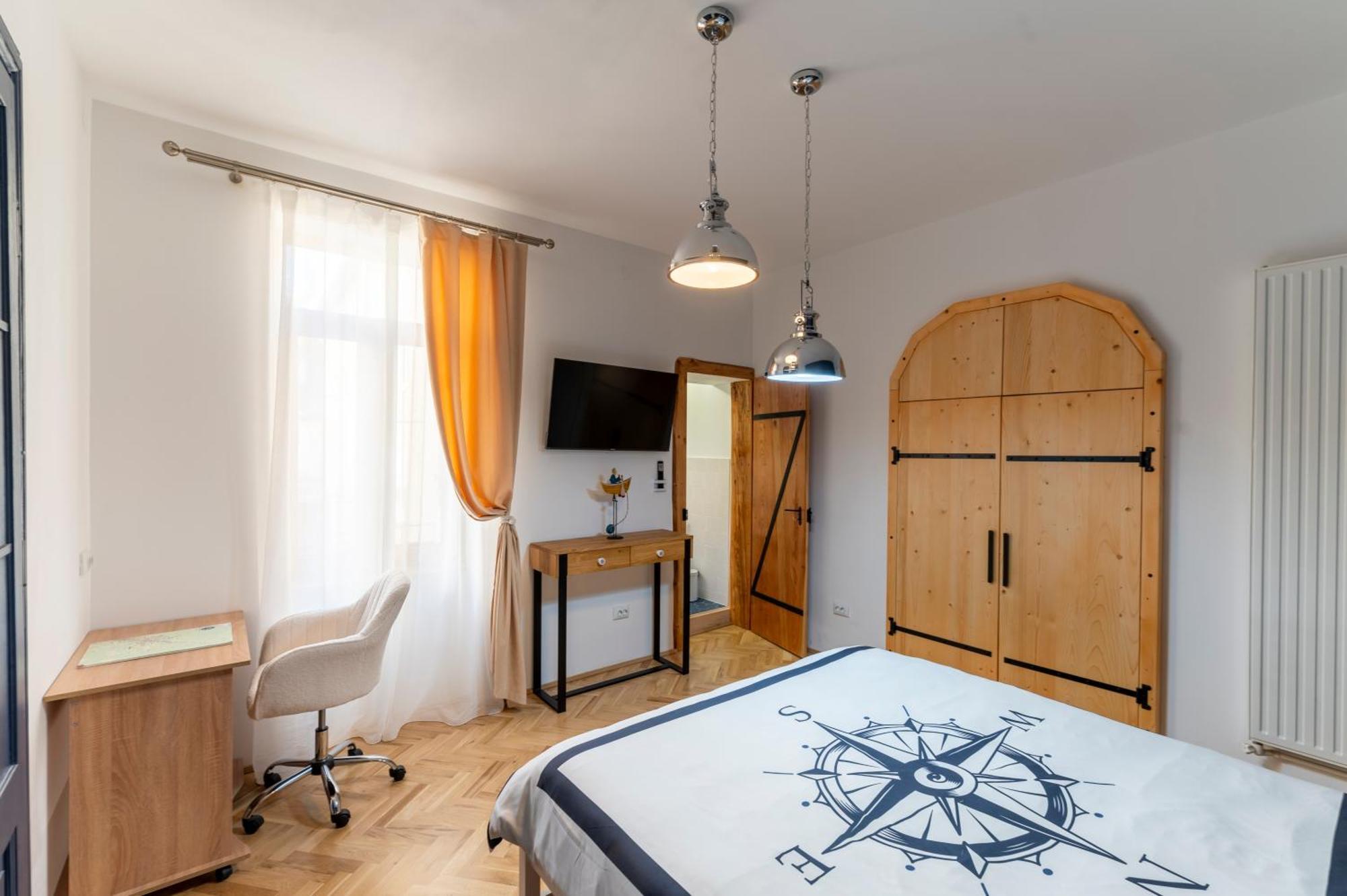 Luxurious Apartment In Old Town - Ultra Central Braşov Exterior foto