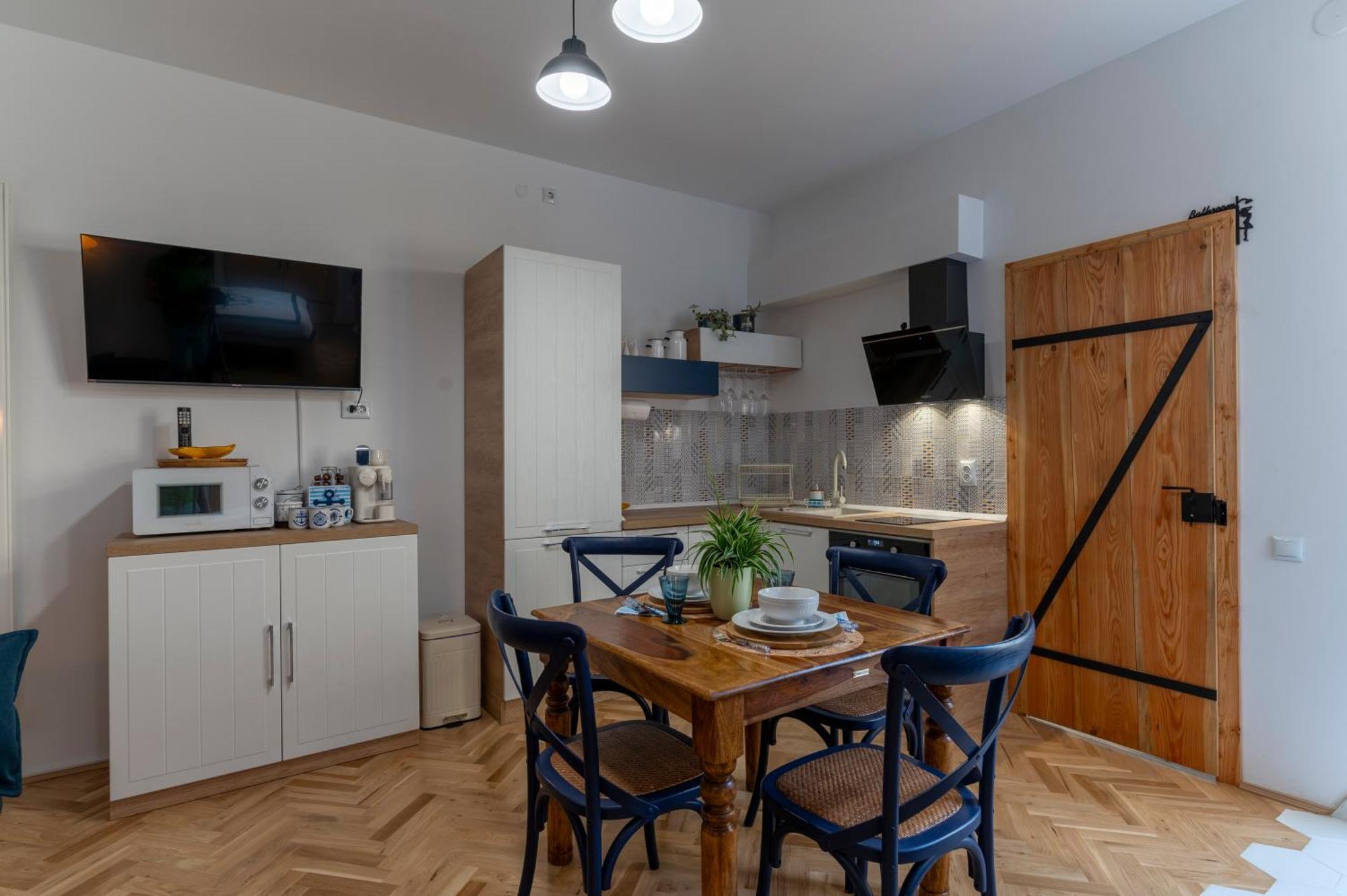 Luxurious Apartment In Old Town - Ultra Central Braşov Exterior foto